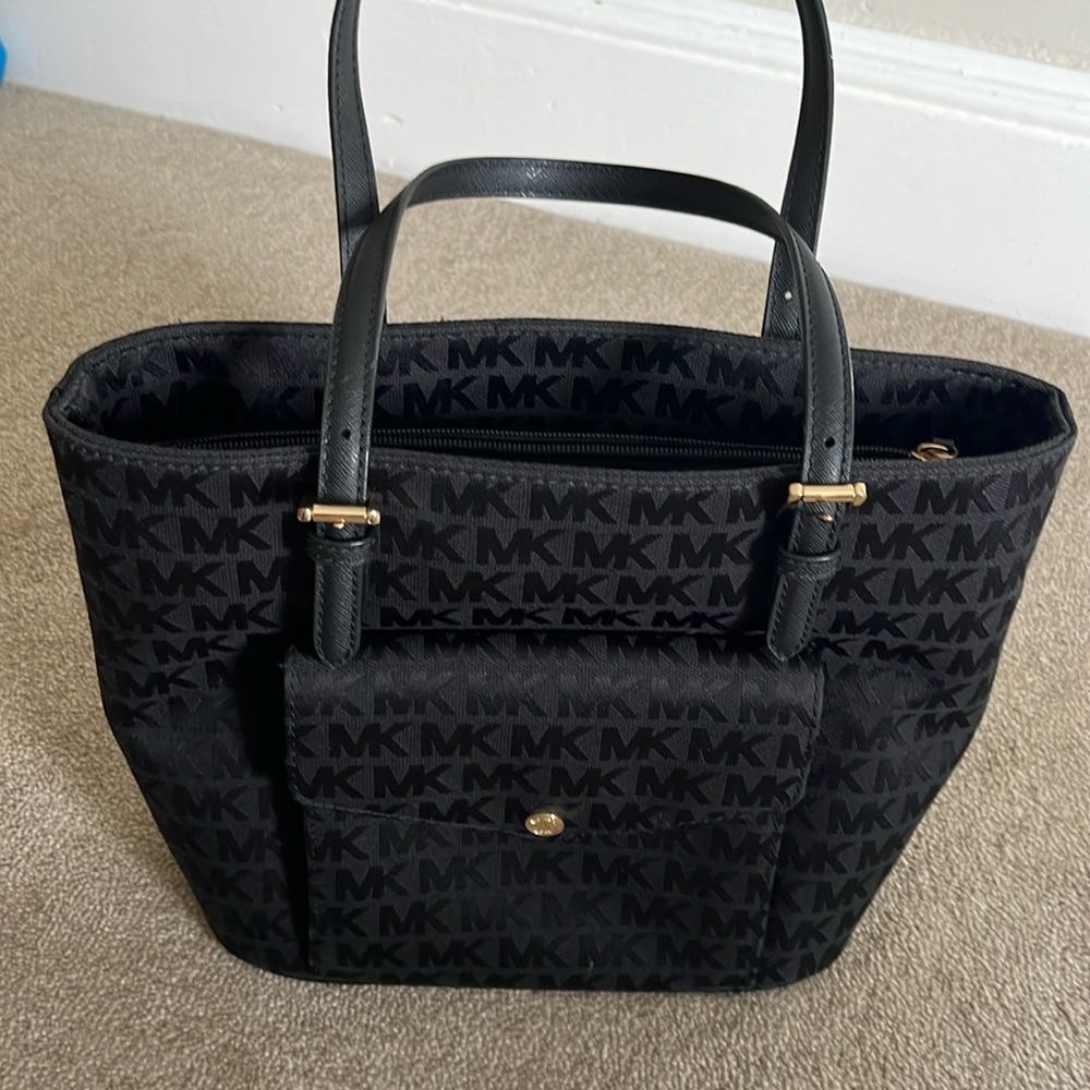 COPY - Michael Kors black handbag